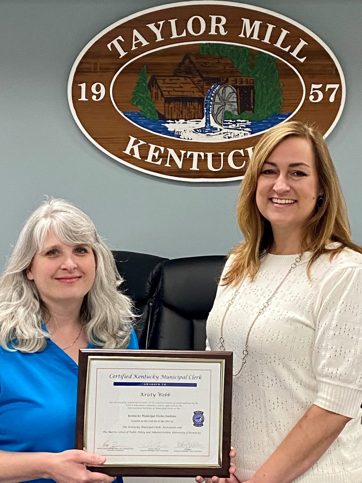 taylor-mill-city-clerk-earns-certified-kentucky-municipal-clerk