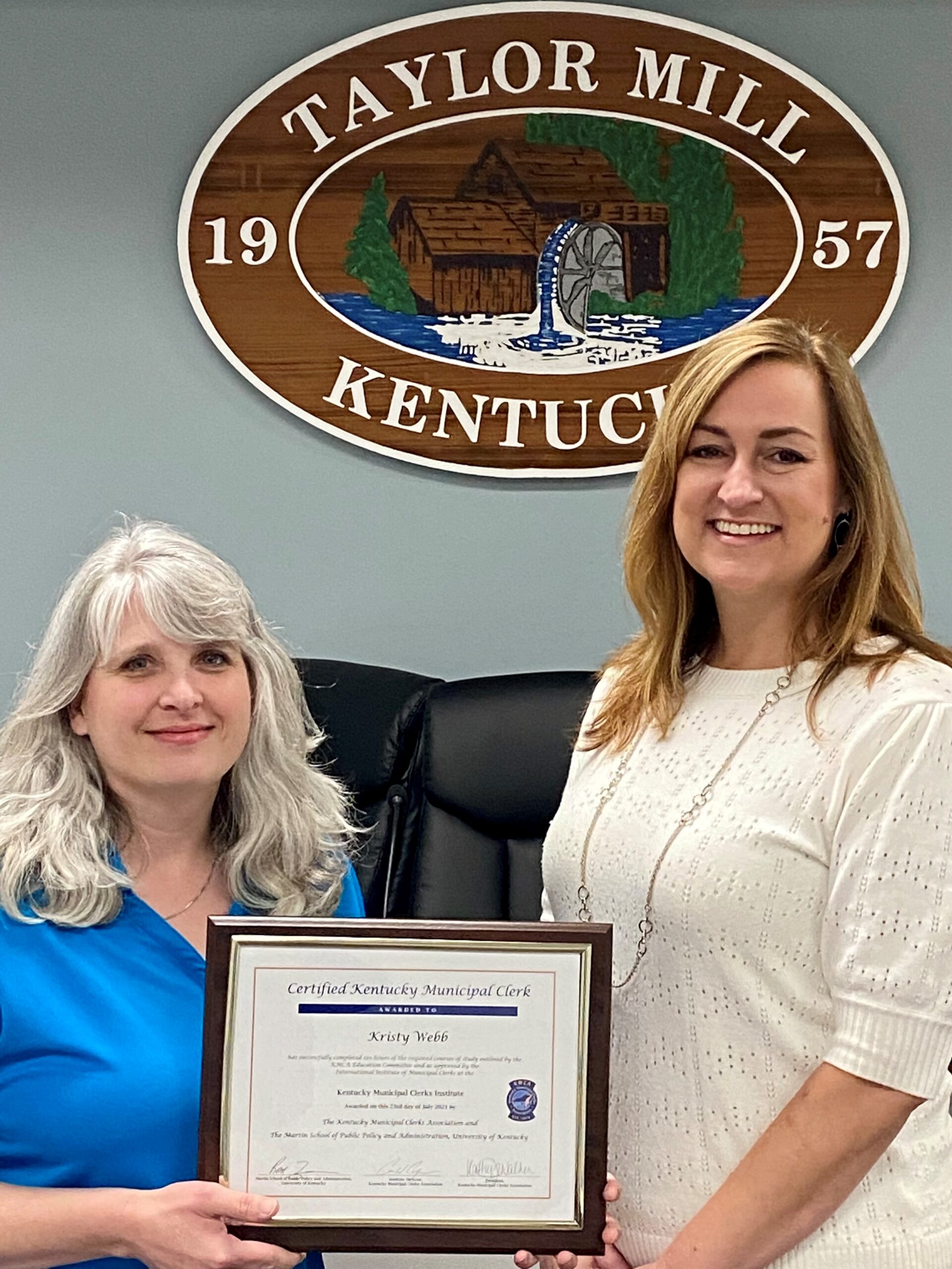 Taylor Mill City Clerk Earns Certified Kentucky Municipal Clerk 4997